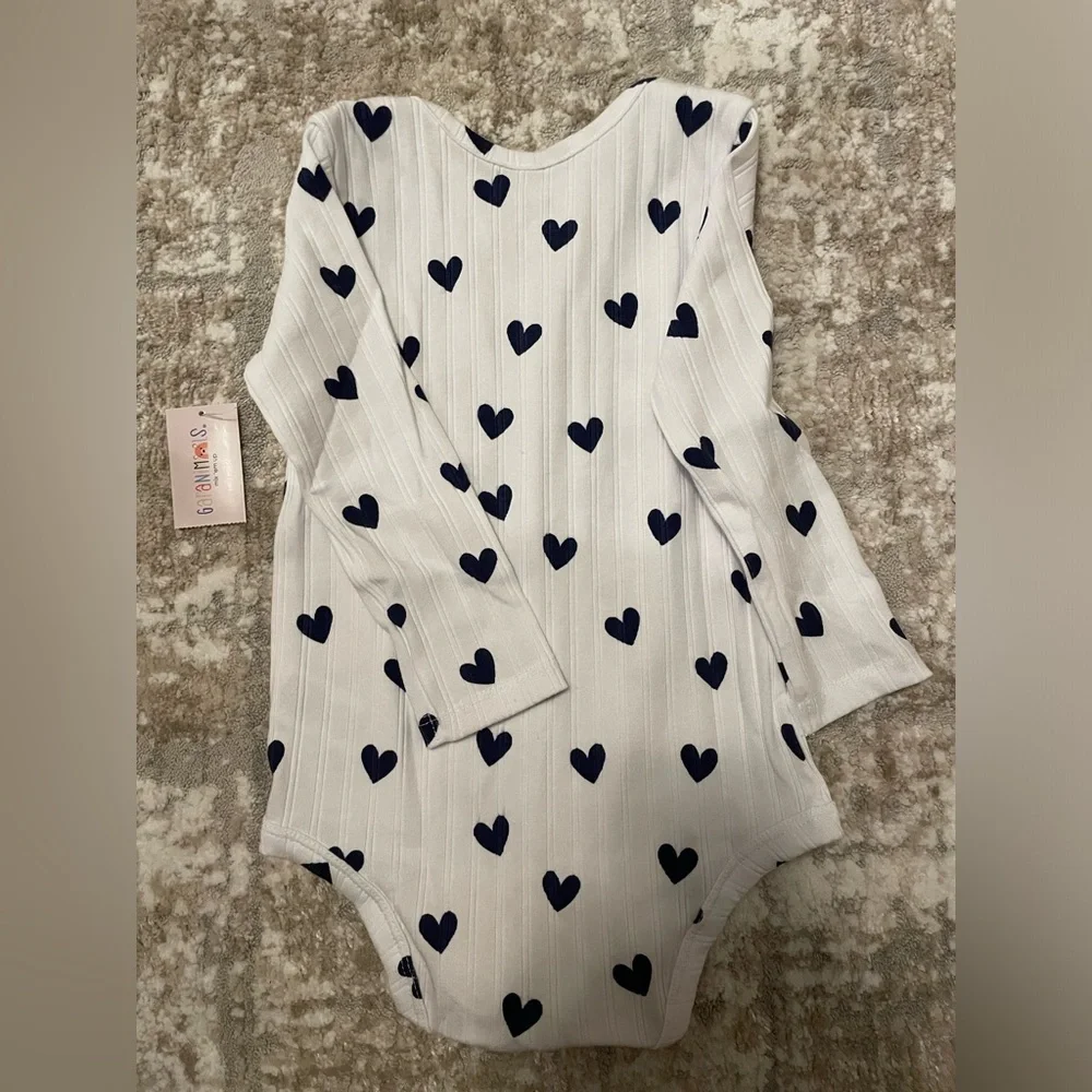 Garanimals White and Navy Heart Bodysuit size 18 months-NWT